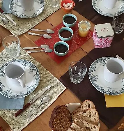 L'oseraie Du Quercy Penzion Calvignac